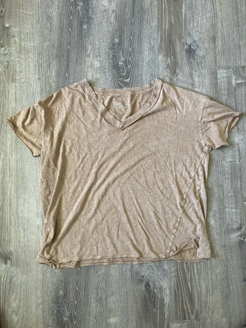 Aerie Tee Bundle (2) - Picture 3 of 11